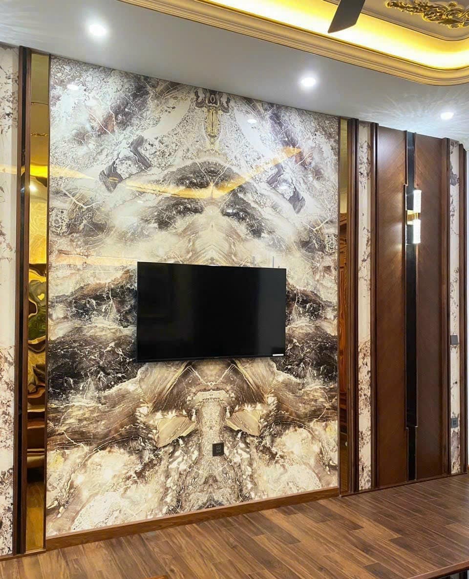 Tranh tráng gương vân đối xứng