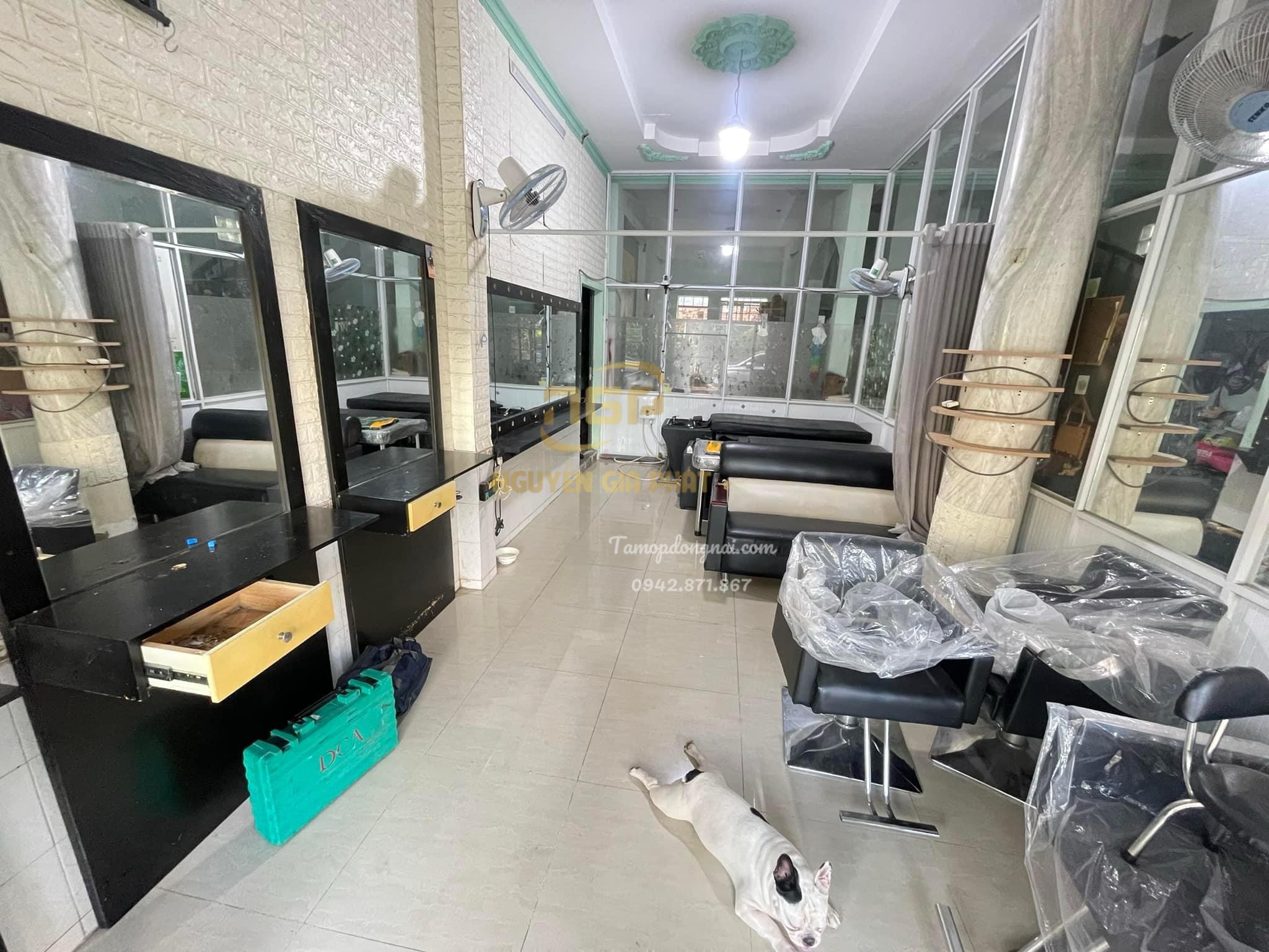 Decor tiệm nail